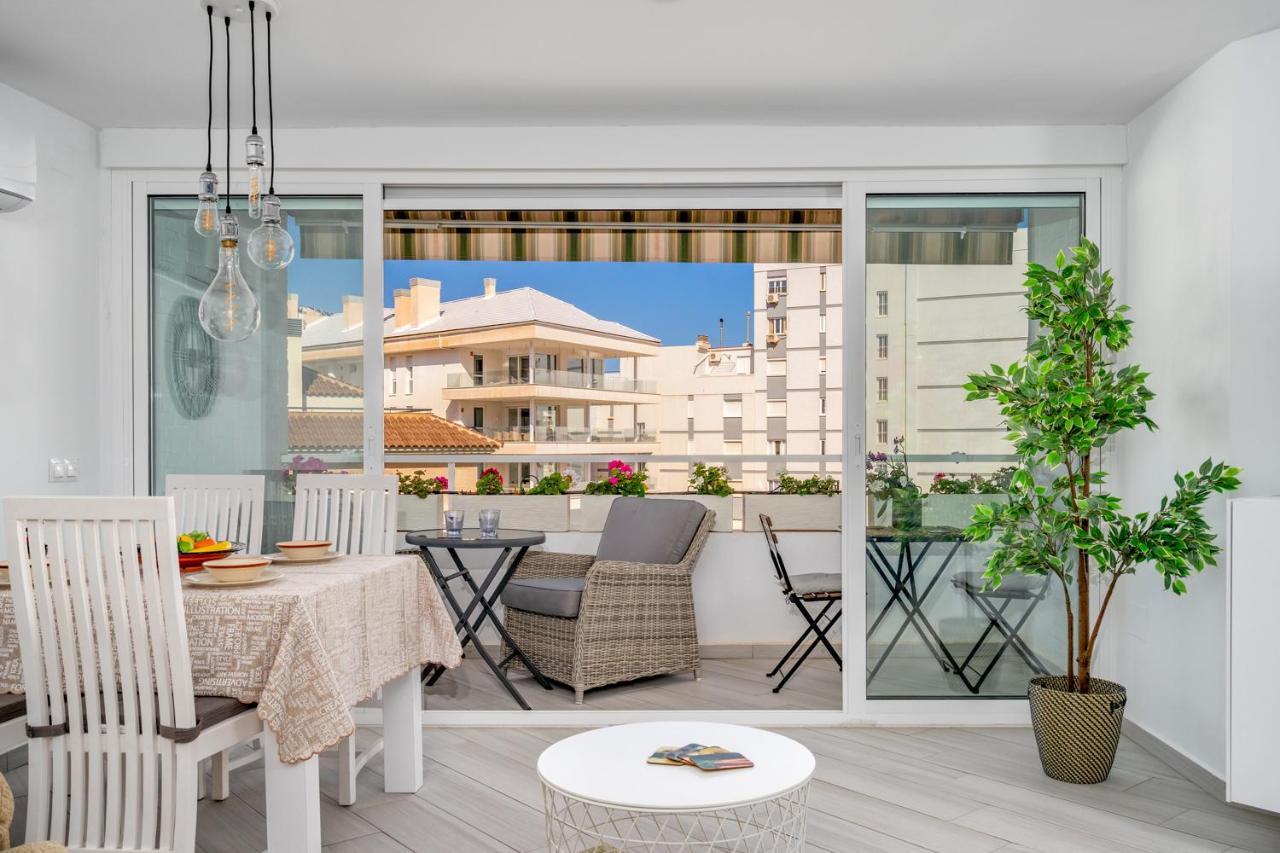 Apartment In Torreblanca With Pool By Costarentals - Ref 10 Фуeнхирола Екстериор снимка